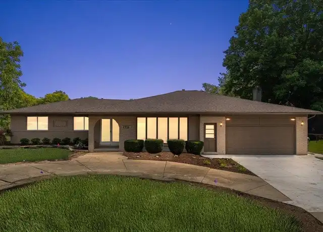 Property at 2532 Belle View Dr, Shelby Township, MI, 48316, 3 beds, 2.5 baths, [object Object]