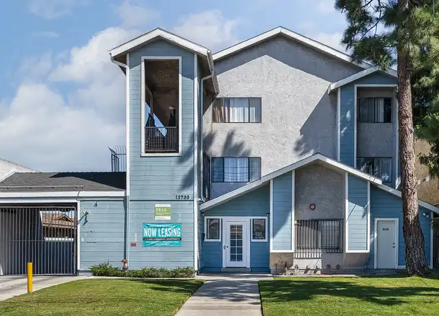 Property at Greystone - 13700 Lemoli Ave, Hawthorne, CA, 90250, 2 beds, 1 bath, [object Object]