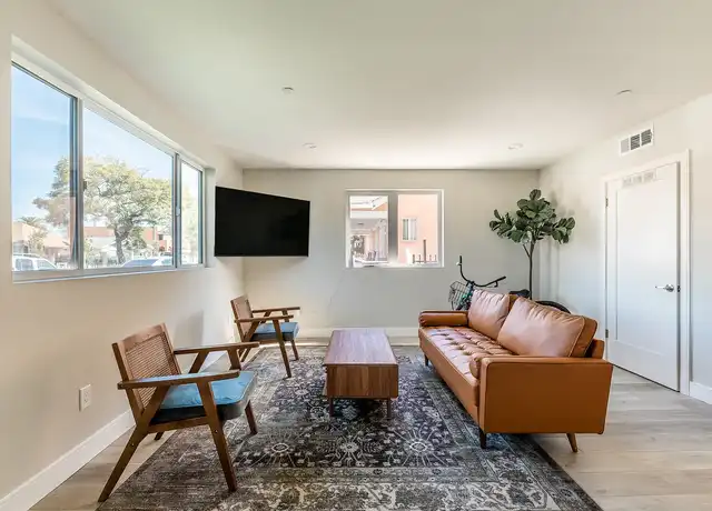 Property at 1458 37th Pl - 1458 W 37th Pl, Los Angeles, CA, 90018, 1 bed, 1 bath, [object Object]