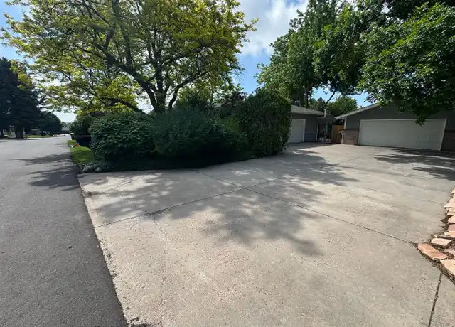 Property at 4606 W Ponds Dr, Littleton, CO, 80123, 1 bed, 1 bath, [object Object]