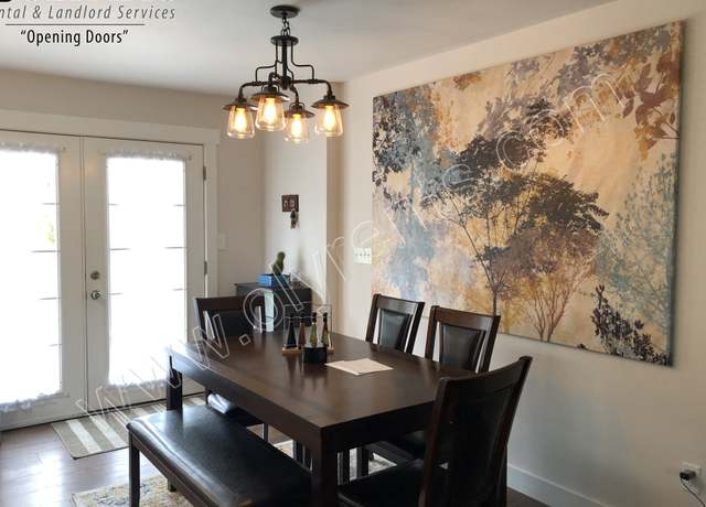 Photo of 2502 Lexington St, Steilacoom, WA 98388