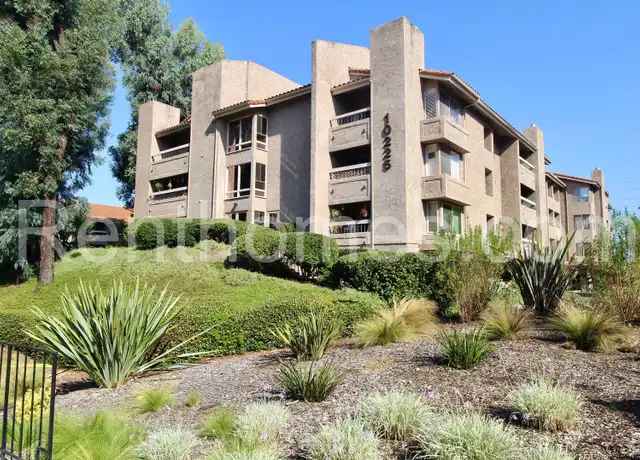 Property at 10225 Caminito Cuervo, San Diego, CA, 92108, 1 bed, 1.5 baths, [object Object]
