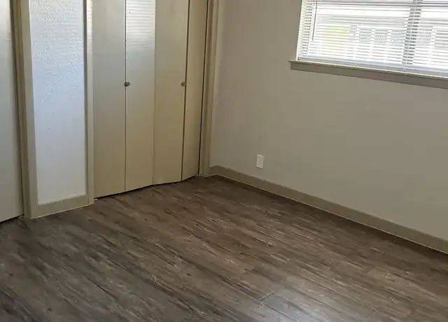 Property at 801 Culver St Unit B07, Commerce, TX, 75428, 2 beds, 1.5 baths, [object Object]