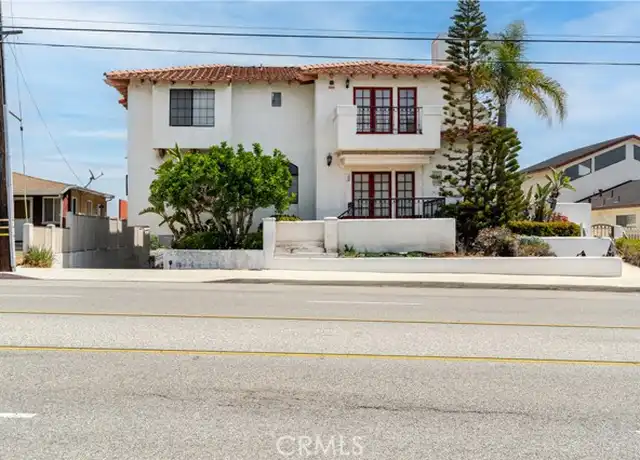 Property at 210 S Prospect Ave #2, Redondo Beach, CA, 90277, 3 beds, 2.5 baths, [object Object]