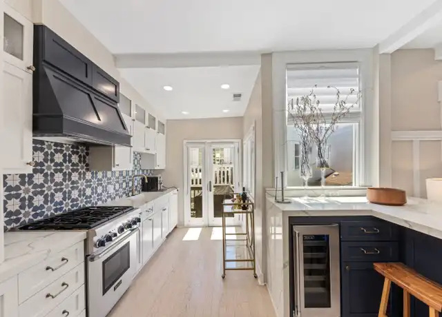 Property at 29 Pixley St, San Francisco, CA, 94123, 2 beds, 1 bath, [object Object]