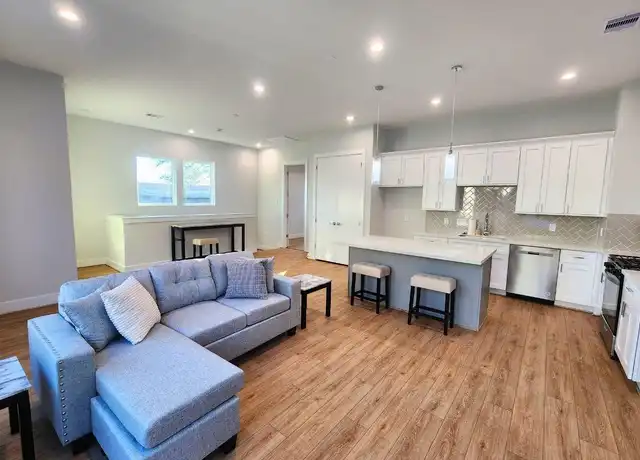 Property at 615 Northew St, Houston, TX, 77091, 3 beds, 2.5 baths, [object Object]