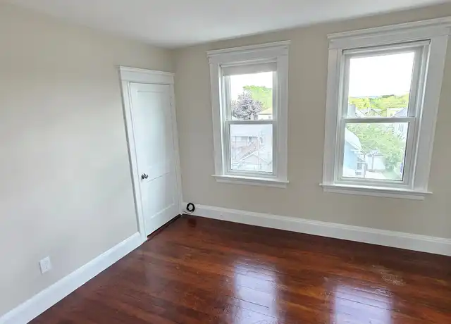 Property at 136 3rd Ave, Woonsocket, RI, 02895, 2 beds, 1 bath, [object Object]