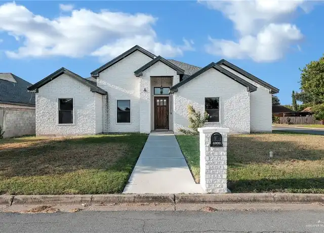 Property at 4000 W Hackberry Ave, McAllen, TX, 78501, 3 beds, 2 baths, [object Object]