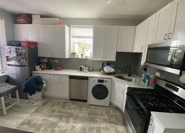 Property at 1011 N California Ave Unit 3r, Chicago, IL, 60622, 2 beds, 1 bath, [object Object]