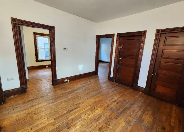 Property at 118 Colfax St NE Unit 1, Grand Rapids, MI, 49505, 2 beds, 1 bath, [object Object]