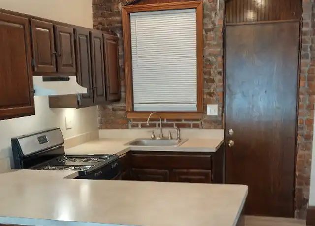 Property at 4117 E 71st St Unit 3, Cleveland, OH, 44105, 3 beds, 1 bath, [object Object]