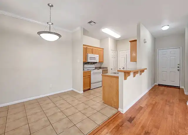 Property at Riviera Apartments - 9900 China Spring Rd, Waco, TX, 76708, 1-2 bed, 1-2 bath, [object Object]