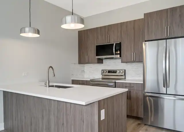 Property at 3950 S Indiana Ave Unit 3R, Chicago, IL, 60653, 1 bed, 1 bath, [object Object]