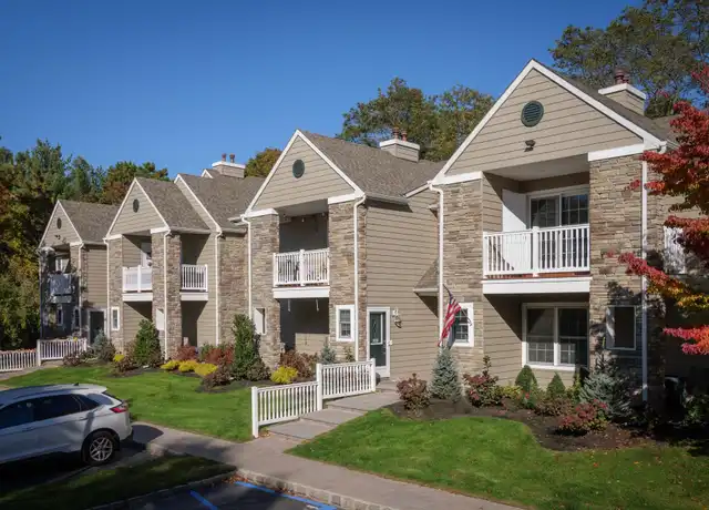 Property at 1000 Saddle Rock Rd Unit 301, Holbrook, NY, 11741, 2 beds, 2 baths, [object Object]