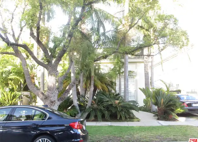 Property at 302 N Maple Dr, Beverly Hills, CA, 90210, 1 bed, 1 bath, [object Object]