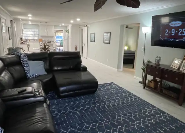 Property at 11445 W Riverhaven Dr, Homosassa, FL, 34448, 3 beds, 2 baths, [object Object]