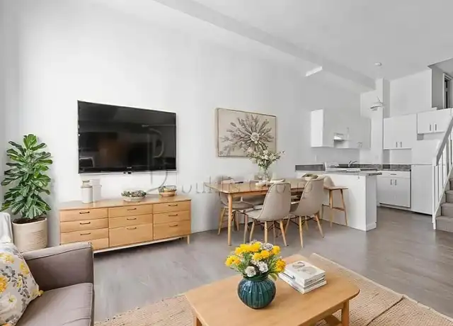 Property at 88 Fulton St Unit 618, New York, NY, 10038, 2 beds, 1 bath, [object Object]