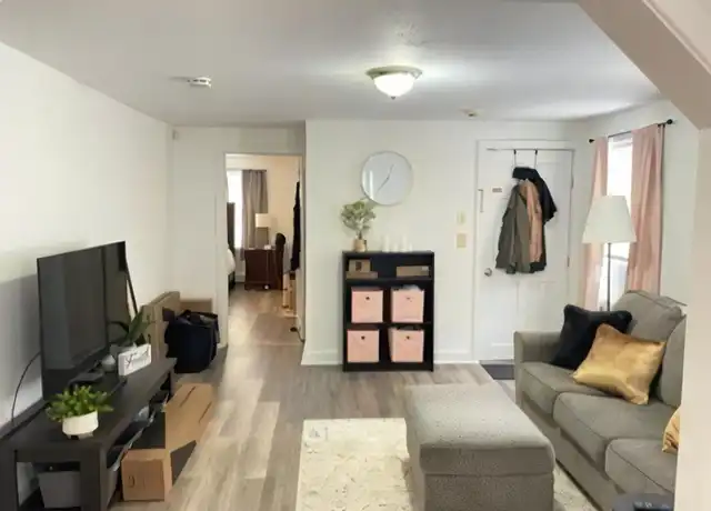 Property at 28 Wyman St Unit 2, Stoughton, MA, 02072, 2 beds, 1 bath, [object Object]
