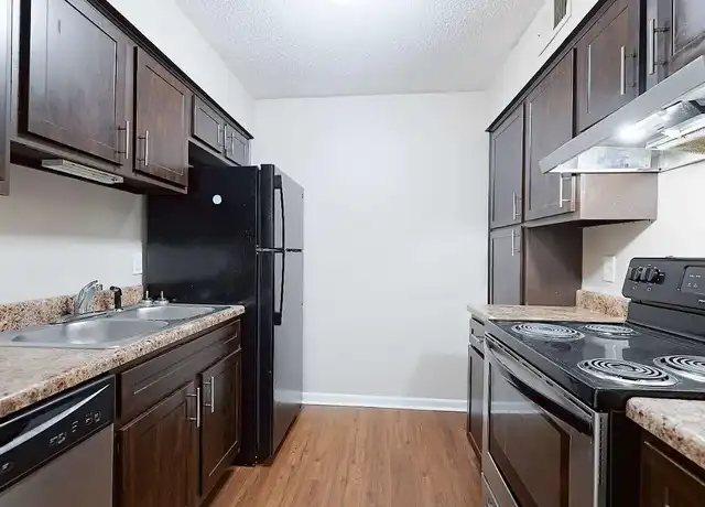 Property at Chateau at Park - 1308 Sioux St, Dothan, AL, 36303, 2 beds, 2 baths, [object Object]