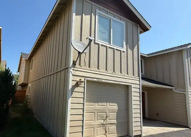 Property at 2830 SW Juniper Ave Unit 2830, Redmond, OR, 97756, 3 beds, 2.5 baths, [object Object]