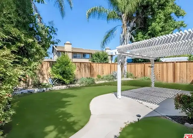 Property at 25679 Lupita Dr, Valencia, CA, 91355, 3 beds, 2 baths, [object Object]