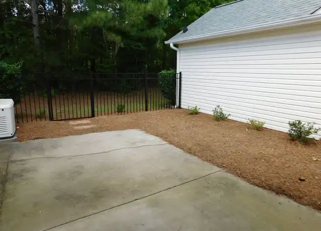 Property at 225 Tobiano Dr, New Bern, NC, 28562, 2 beds, 2 baths, [object Object]