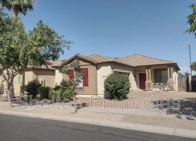 Property at 2047 S Starling Dr, Gilbert, AZ, 85295, 3 beds, 2 baths, [object Object]