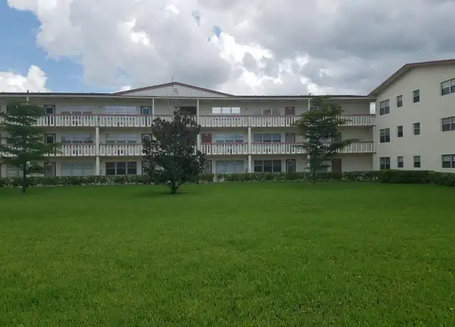 Property at 135 Preston Way Unit D, Boca Raton, FL, 33434, 1 bed, 1.5 baths, [object Object]