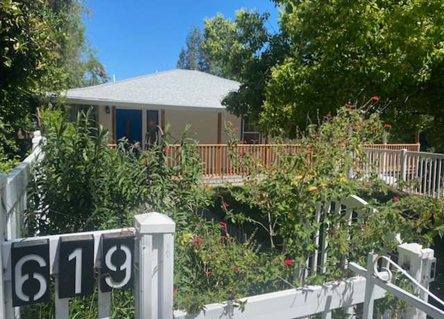 Photo of 619 E J St Unit Main, Benicia, CA 94510
