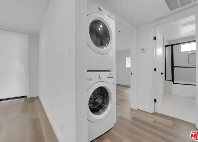 Property at 1254 9th St Unit 1, Santa Monica, CA, 90401, 2 beds, 2 baths, [object Object]