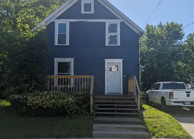 Property at 220 Hamilton Ave, Lorain, OH, 44052, 2 beds, 1 bath, [object Object]