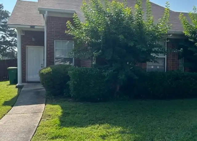 Property at 6214 Summerhill Pl, Texarkana, TX, 75503, 3 beds, 2 baths, [object Object]