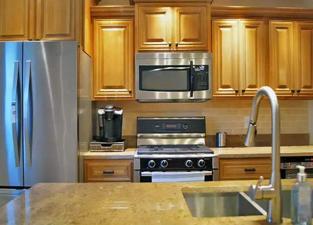 Property at 905 Delaware Ave Apt 6, Buffalo, NY, 14209, 2 beds, 1 bath, [object Object]