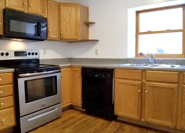 Property at 905 Delaware Ave Apt 6, Buffalo, NY, 14209, 2 beds, 1 bath, [object Object]