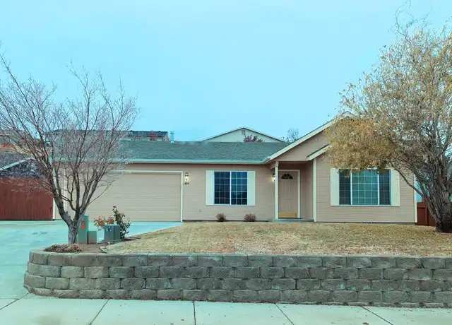 Property at 404 N 77th Ave, Yakima, WA, 98908, 3 beds, 2 baths, [object Object]
