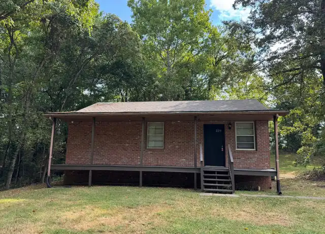 Property at 2211 Stokes Rd, Clarksville, TN, 37043, 2 beds, 1.5 baths, [object Object]