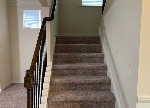 Photo of 426 Parkstone Dr, Woodstock, GA 30188