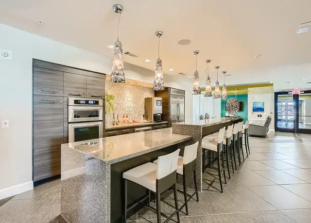 Photo of 2 Stadium Dr, Sugar Land, TX 77498