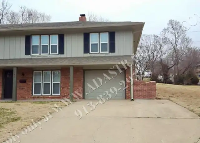 Property at 7739 Kessler Ln, Overland Park, KS, 66204, 2 beds, 1 bath, [object Object]