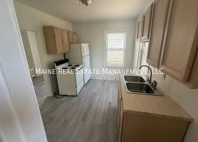 Property at 8 Commercial St Unit 4, Winterport, ME, 04496, 2 beds, 1 bath, [object Object]