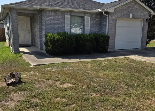 Property at 212 Capistrano Dr, San Marcos, TX, 78666, 3 beds, 2 baths, [object Object]