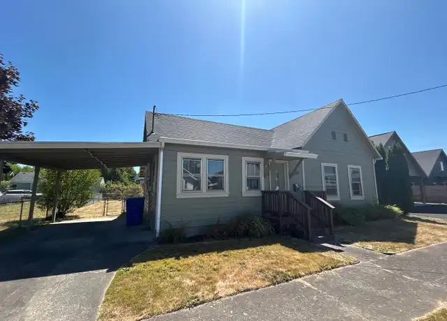 Property at 904 S 5th Ave, Kelso, WA, 98626, 3 beds, 1 bath, [object Object]