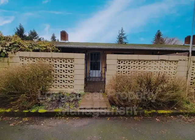 Property at 3585 SW 104th Ave Unit 2, Beaverton, OR, 97005, 2 beds, 1 bath, [object Object]