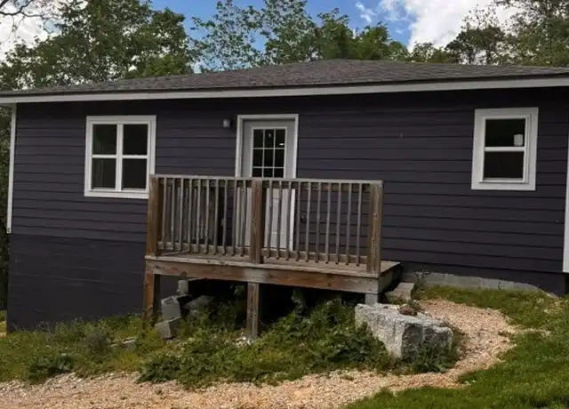 Property at 6 Fuller St, Eureka Springs, AR, 72632, 2 beds, 1 bath, [object Object]