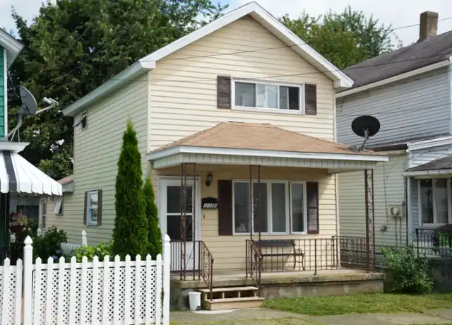Property at 1130 Blair Ave, Scranton, PA, 18508, 2 beds, 1 bath, [object Object]