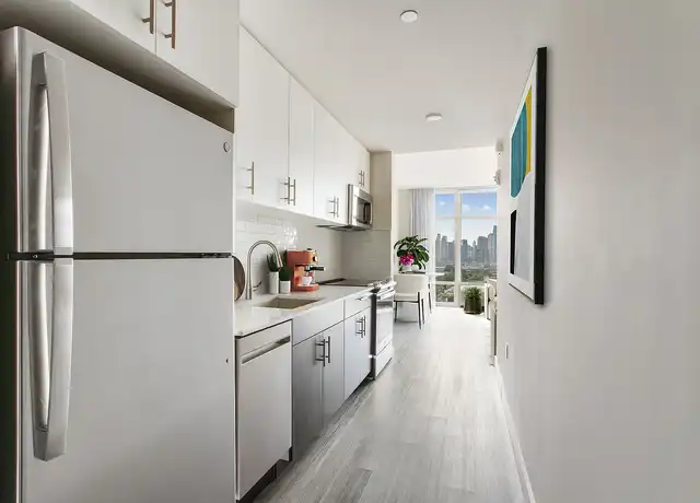 Property at 413 Summit Ave, Jersey City, NJ, 07306, 0-2 beds, 1-2 bath, [object Object]