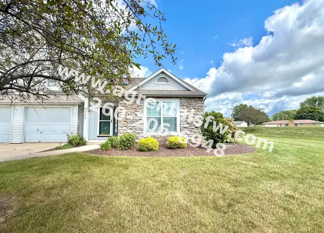 Property at 5720 Thornbriar Ln, Fort Wayne, IN, 46835, 2 beds, 1.5 baths, [object Object]