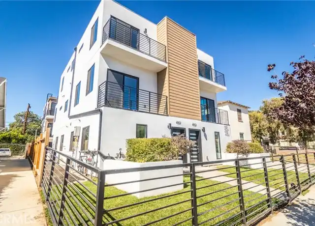 Property at 4507 W 18th St, Los Angeles, CA, 90019, 4 beds, 3 baths, [object Object]