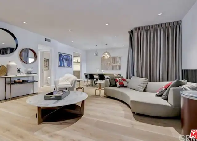 Property at 439 N Doheny Dr #204, Beverly Hills, CA, 90210, 1 bed, 1.5 baths, [object Object]
