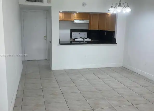 Property at 10500 SW 108th Ave, Miami, FL, 33176, 2 beds, 1 bath, [object Object]